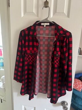 Eden & Olivia Red and Black Buffalo Plaid Button-Down Shirt